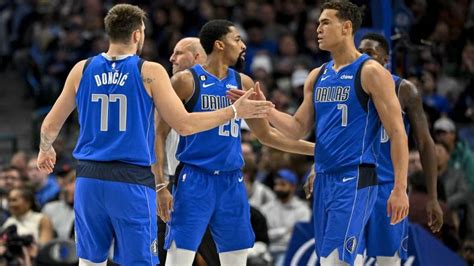 mavericks vs nuggets live stream.